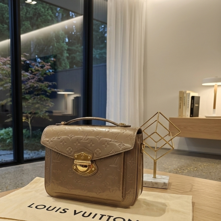 Louis Vuitton Mirada Monogram Vernis
