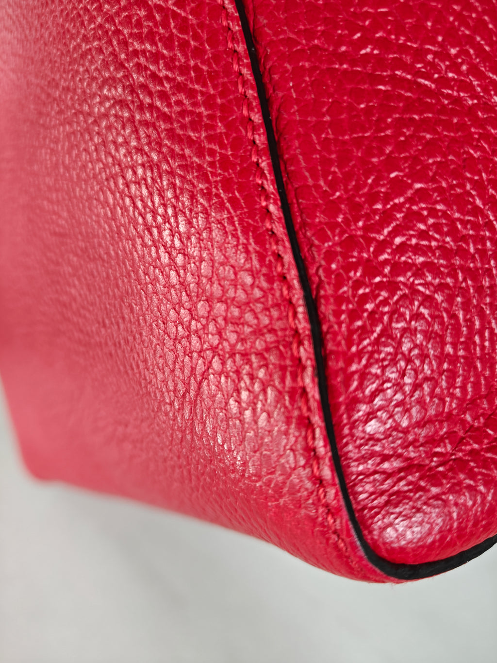 Gucci Swing Leather Tote Bag